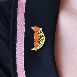 Erstwilder Prowling Fox pin